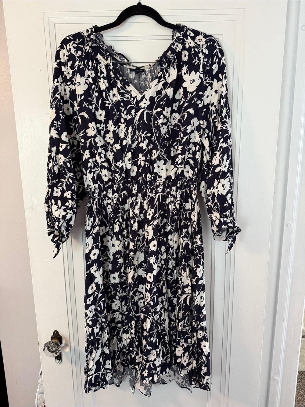 Women’s Navy and White Floral Midi Dress